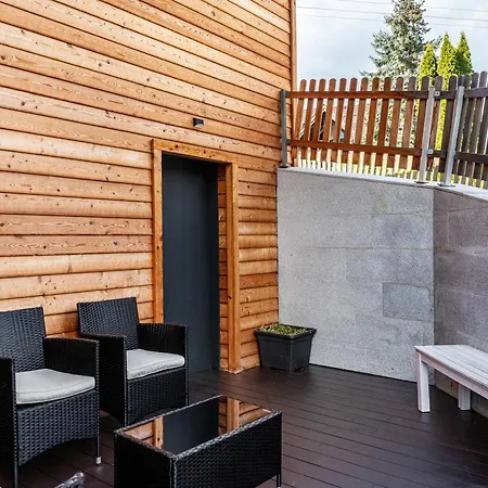 Nicolle In * ザウテンス